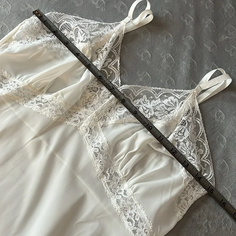 Vintage Betty Ray Chemise Full Slip‎ White Nylon Size S - Picture 13 of 14